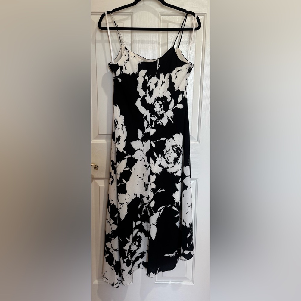 Lauren Ralph Lauren Elegant Black and White Asymmetrical Floral Dress size 10 - Picture 2 of 7